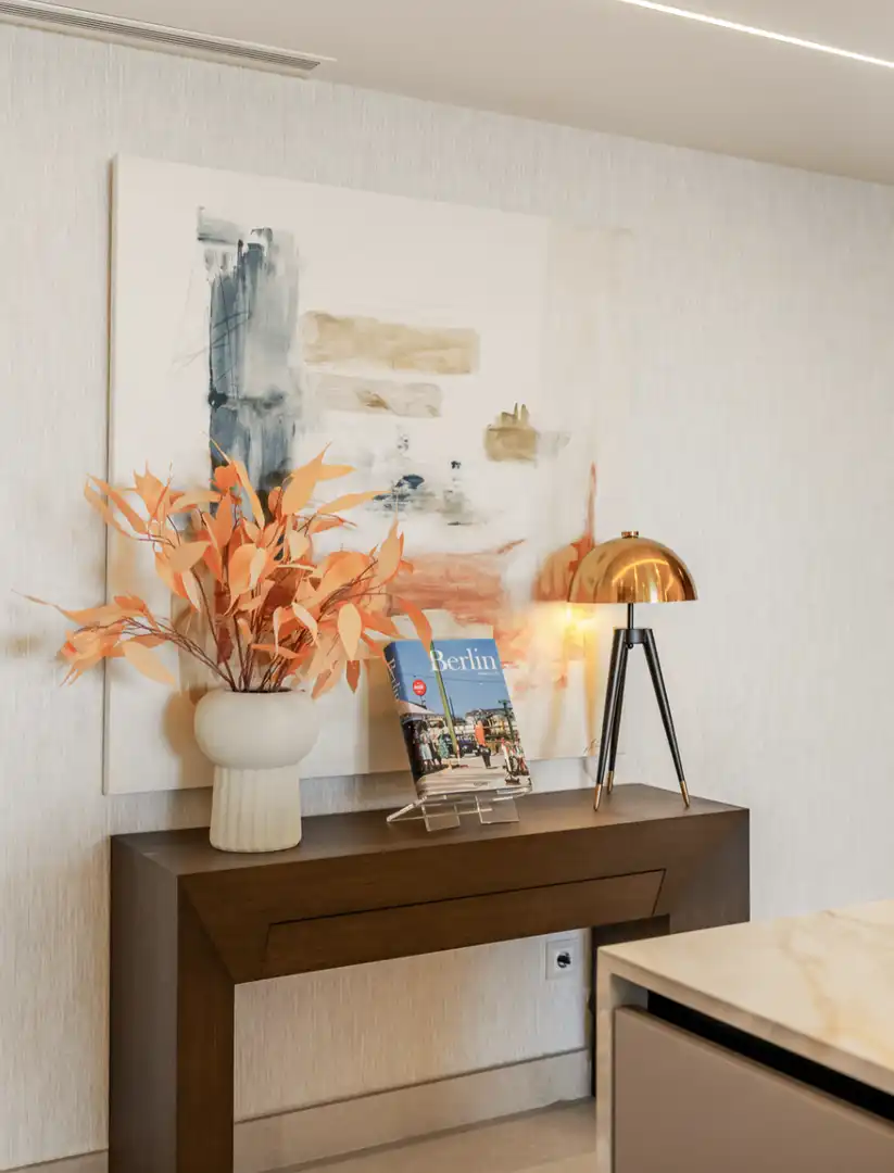 Habitación de Apartamento en venta en Estepona con Aire acondicionado, Terraza y Piscina