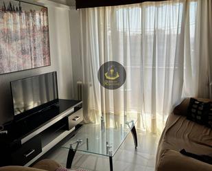 Living room of Flat to rent in  Granada Capital  with Balcony