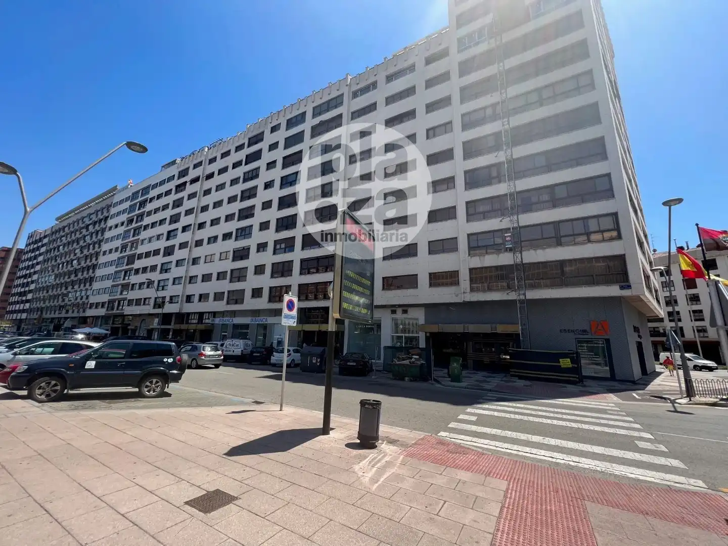 Vista exterior de Piso de alquiler en Burgos Capital con Calefacción y Amueblado