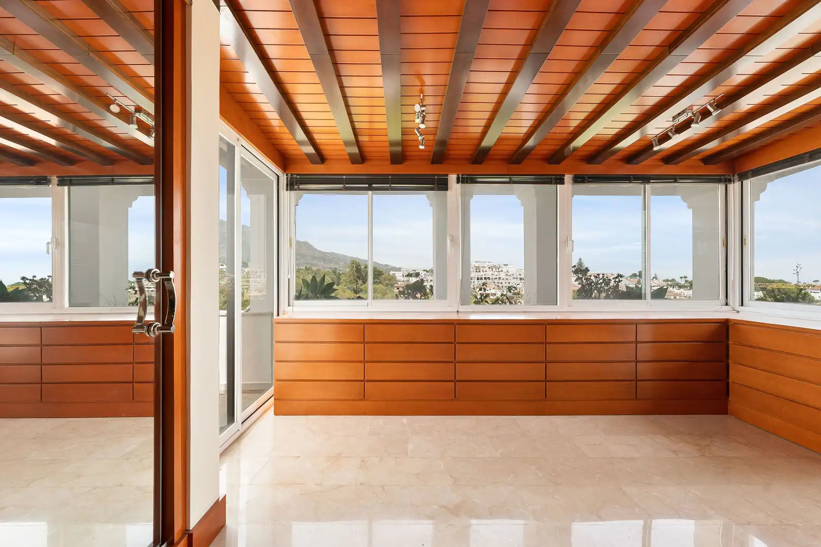 Penthouse mit Terrasse zum Verkauf in Nueva Andalucía, imagen 14