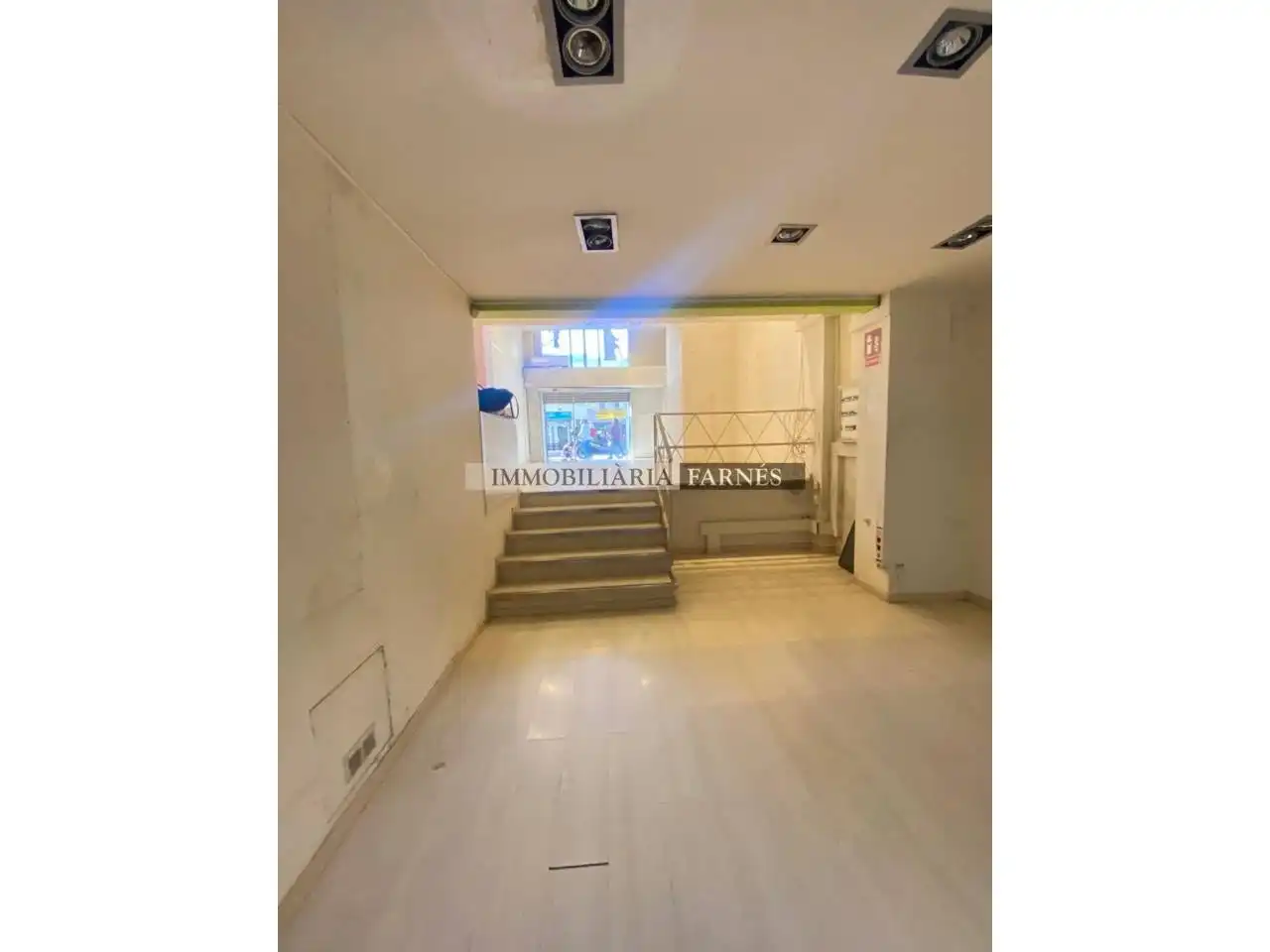 Local comercial en alquiler en Avenida Onze de Setembre, imagen 4