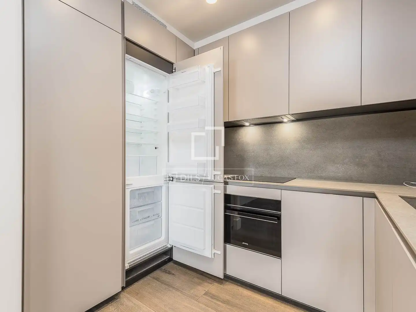 Cocina de Piso en venta en Barcelona con Aire acondicionado, Calefacción y Terraza