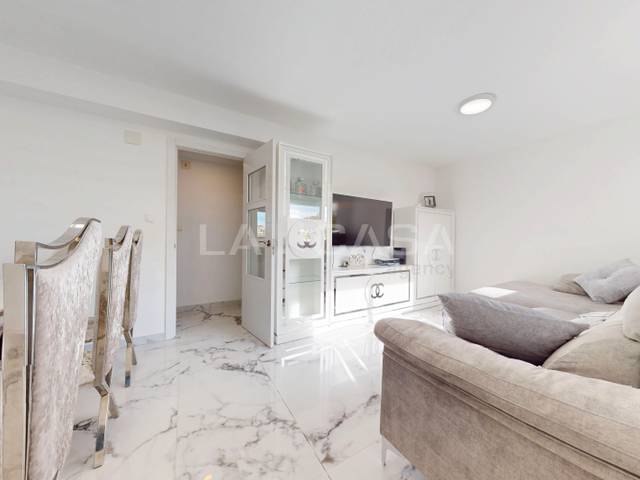 Piso en Venta en Carrer de Sollana en Na Rovella - Hermanos Maristas