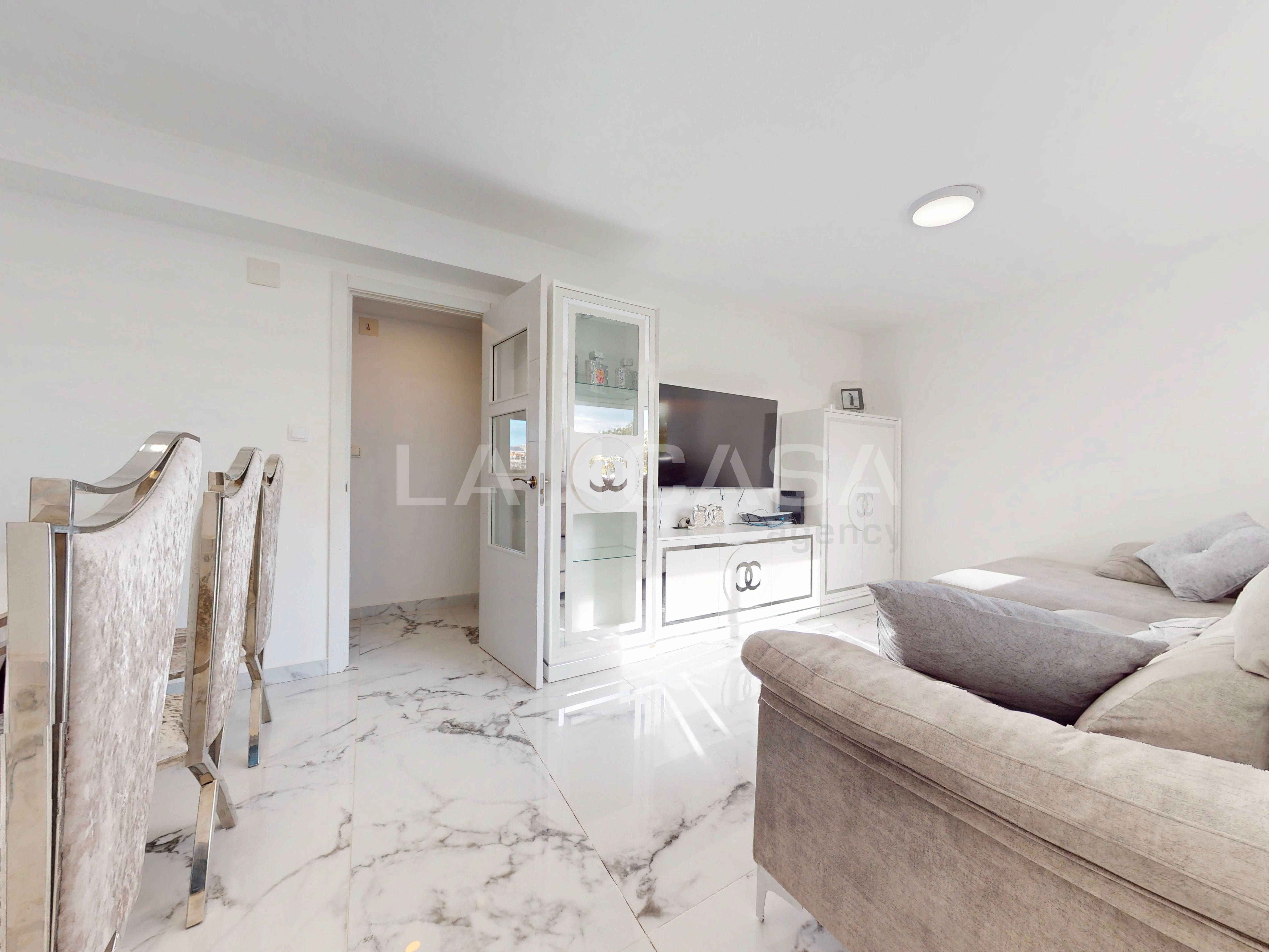 Living room of Flat for sale in  Valencia Capital  with Balcony