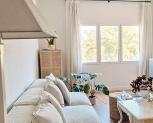 Living room of Flat to rent in  Madrid Capital  with Heating, Furnished and Washing machine
