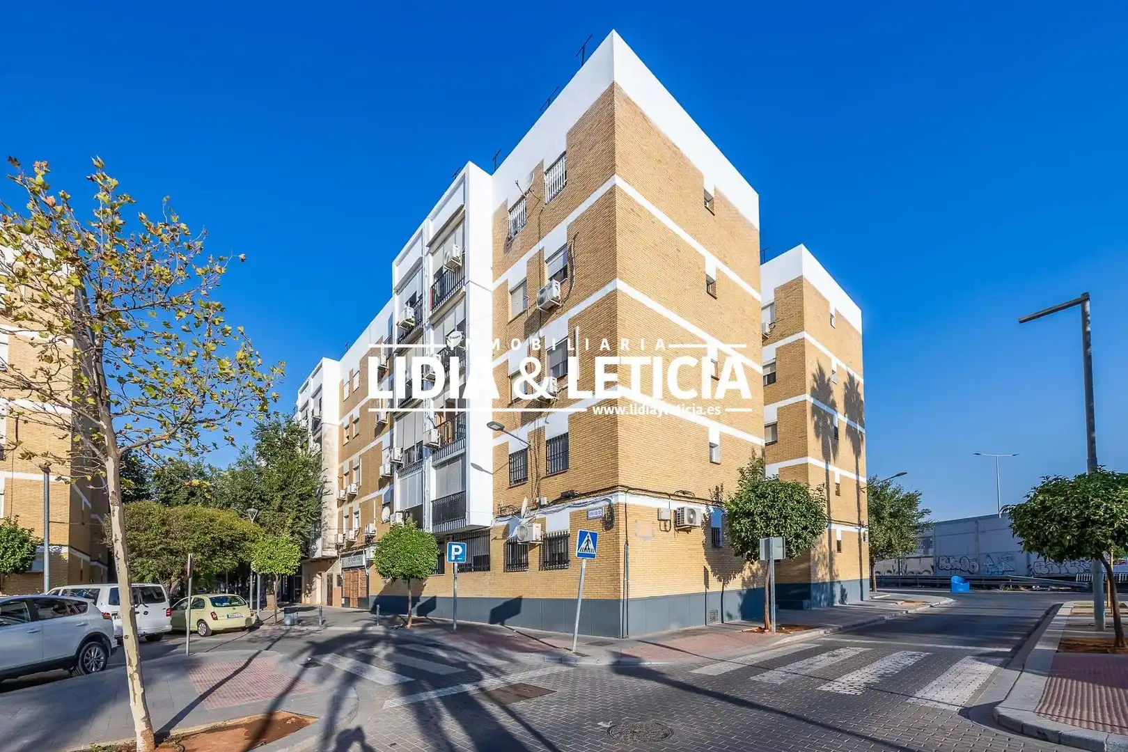 Außenansicht von Wohnung zur Miete in Alcalá de Guadaira mit Klimaanlage, Terrasse und Möbliert