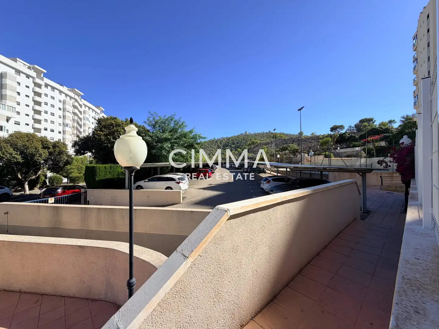 Außenansicht von Erdgeschoss zum Verkauf in Villajoyosa / La Vila Joiosa mit Privatgarten, Terrasse und Schwimmbad