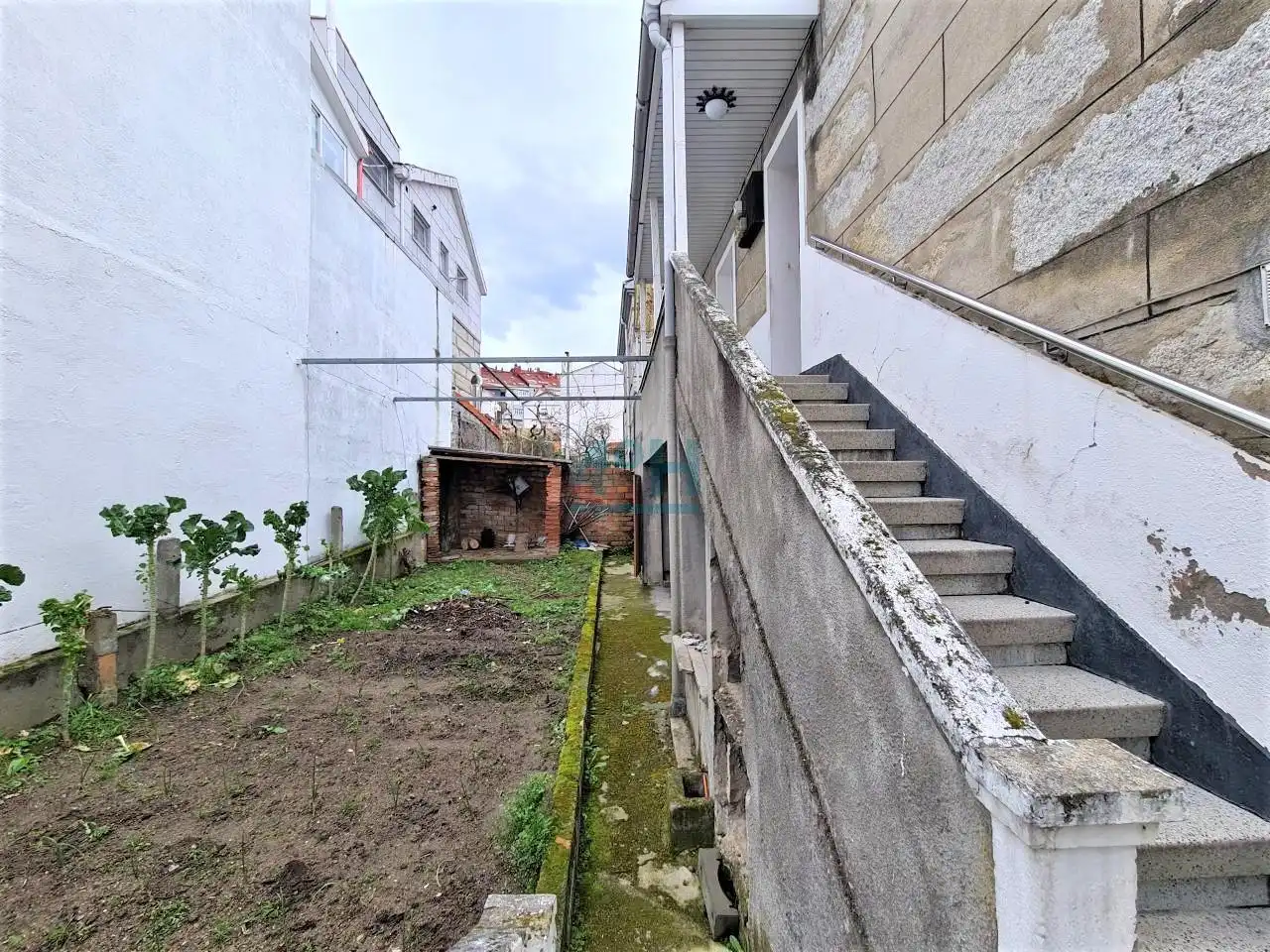 Vista exterior de Casa o xalet en venda en Ourense Capital  amb Calefacció, Jardí privat i Terrassa