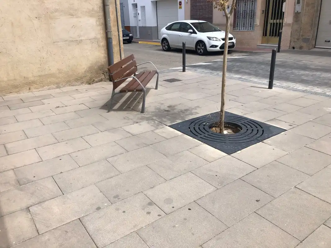 Exterior view of Commercial properties for sale in L'Alqueria de la Comtessa
