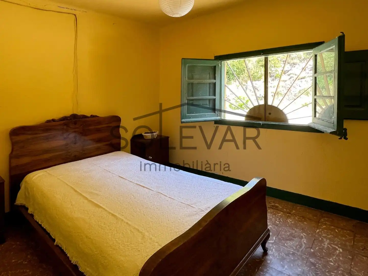 Dormitori de Casa o xalet en venda en Sarroca de Bellera