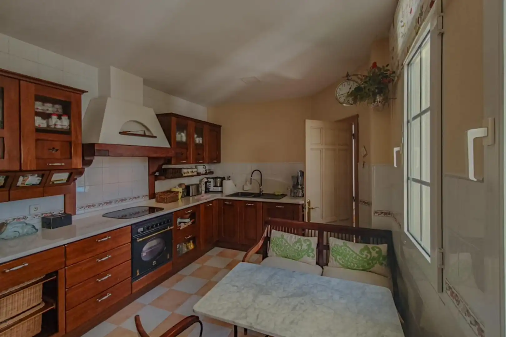 Küche von Haus oder Chalet zum Verkauf in Torrelodones mit Heizung, Privatgarten und Terrasse