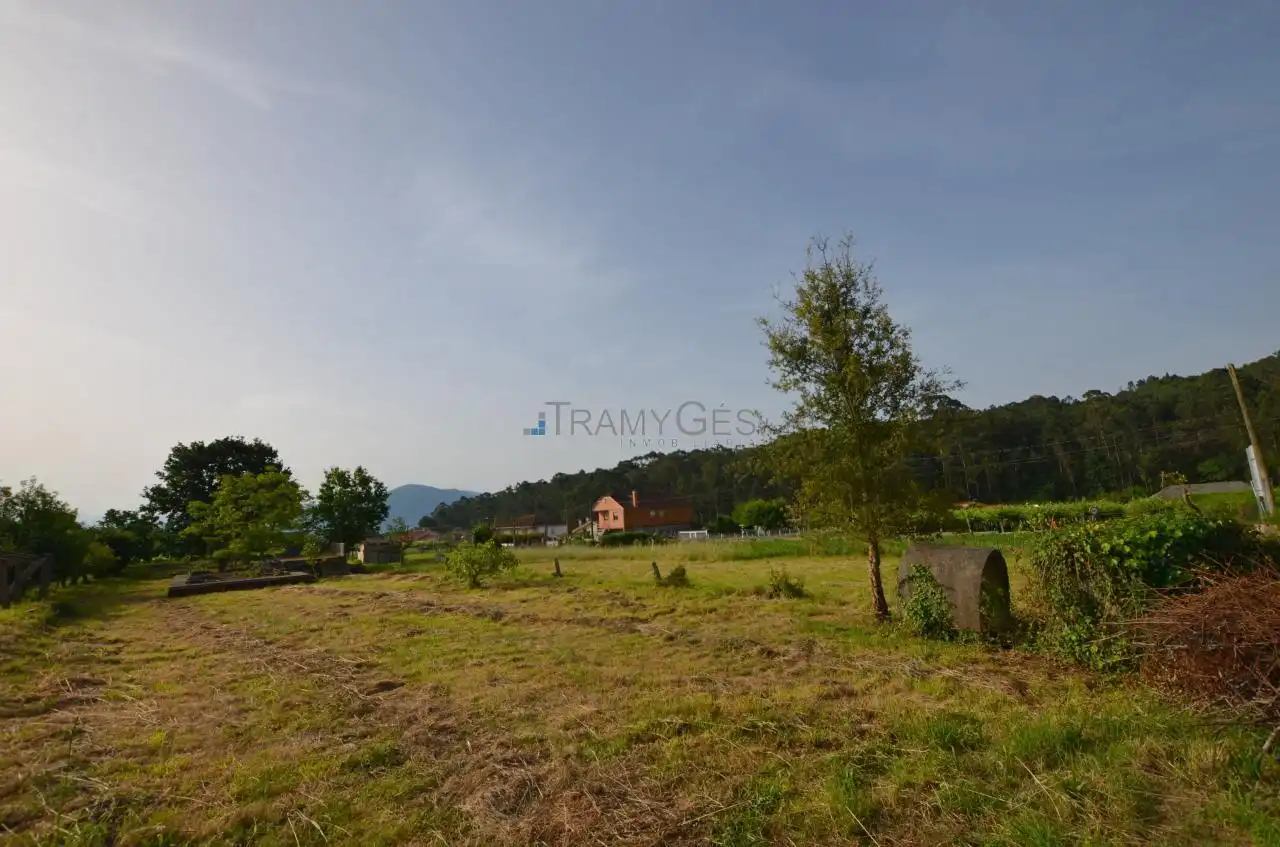 Residential zum Verkauf in Tui
