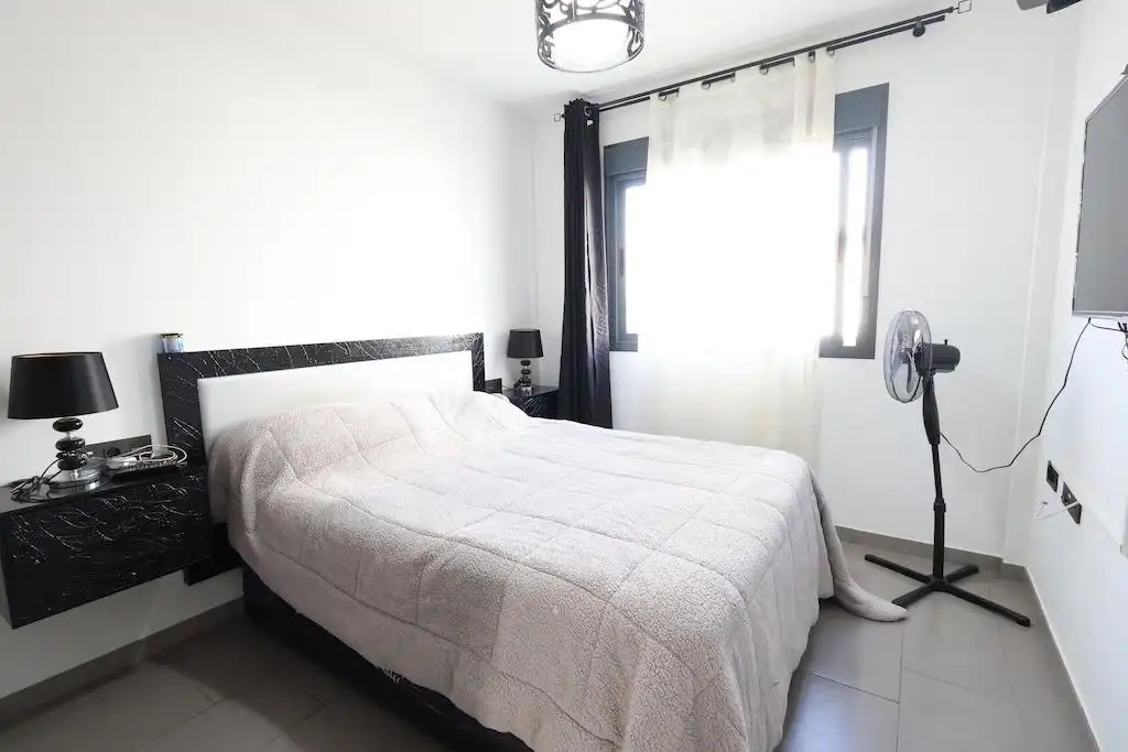 Apartamento con piscina en venta en Calle Granate, imagen 13