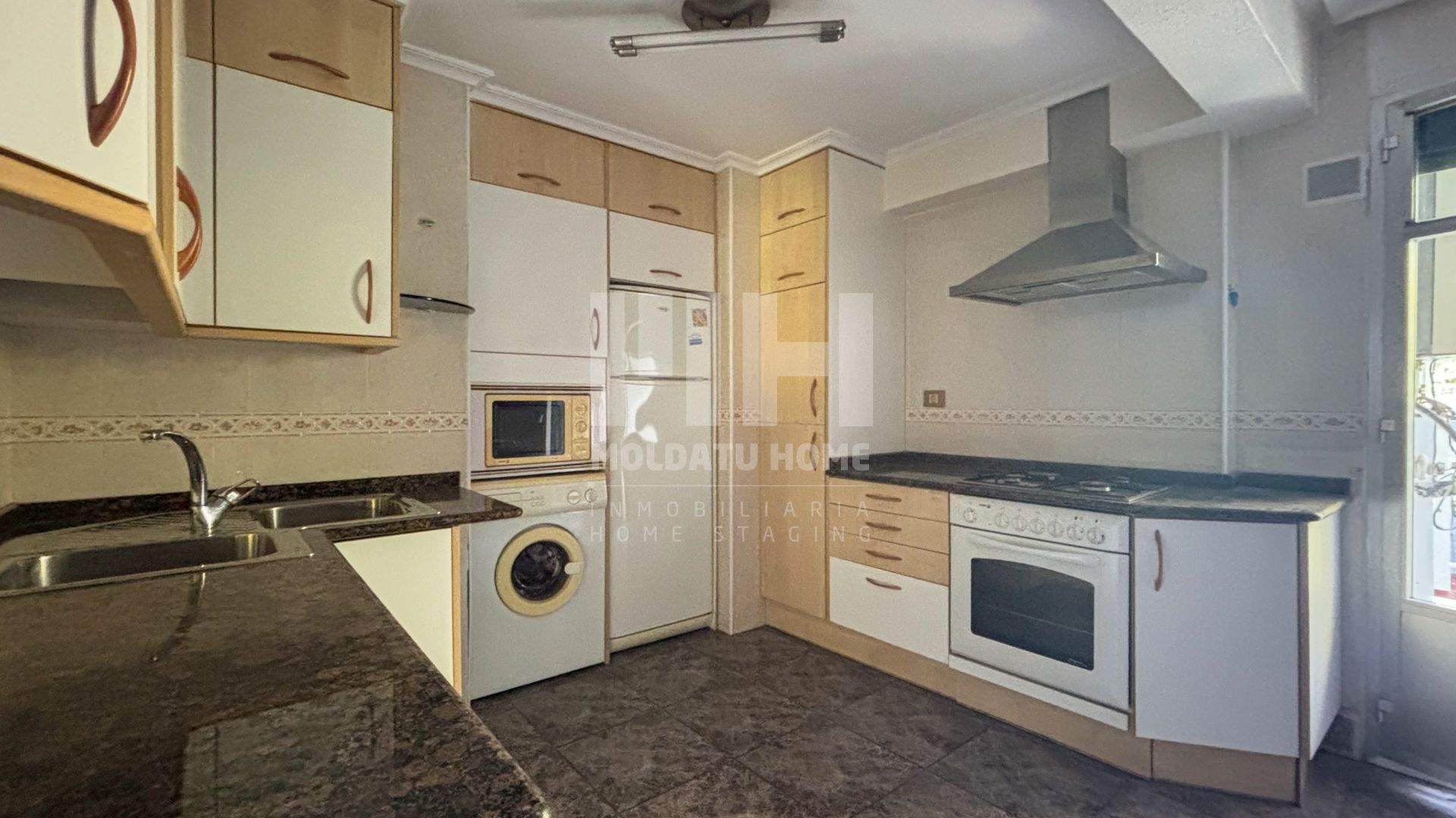 Cocina de Piso en venta en Bergara con Calefacción, Terraza y Trastero