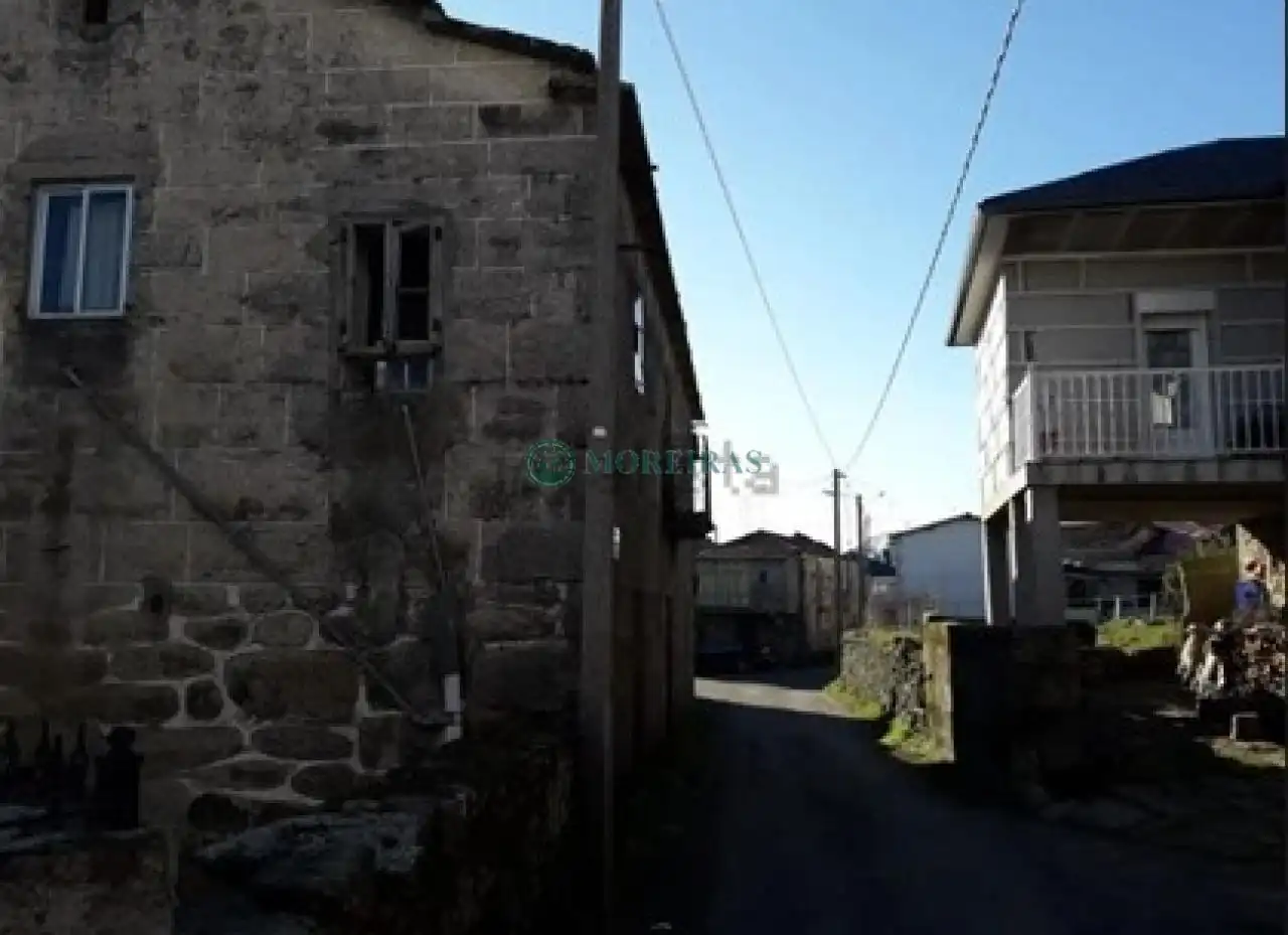 Vista exterior de Casa o chalet en venta en A Gudiña  con Calefacción y Jardín privado