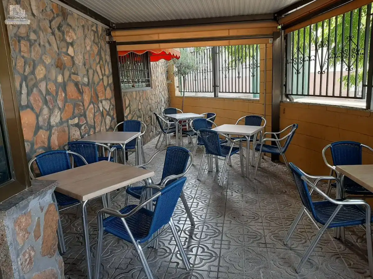 Local Com. en venta en Polg. Industrial, 6 despachos., imatge 4