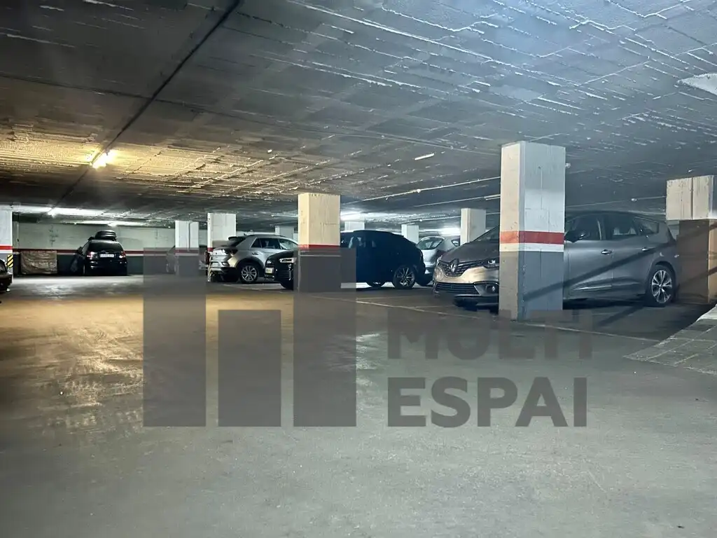 Einzelparkplatz zur Miete in Carrer de Caballero, imagen 5