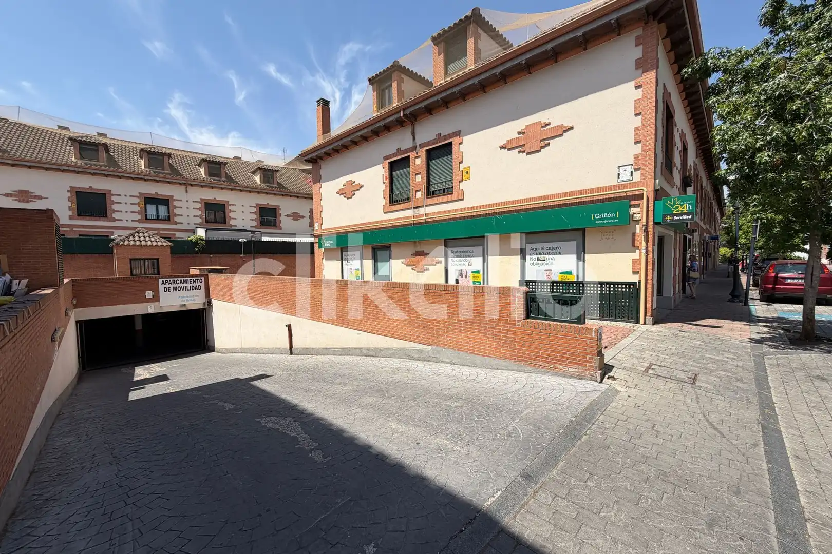 Motorradstellplatz zum Verkauf in Griñón, imagen 2