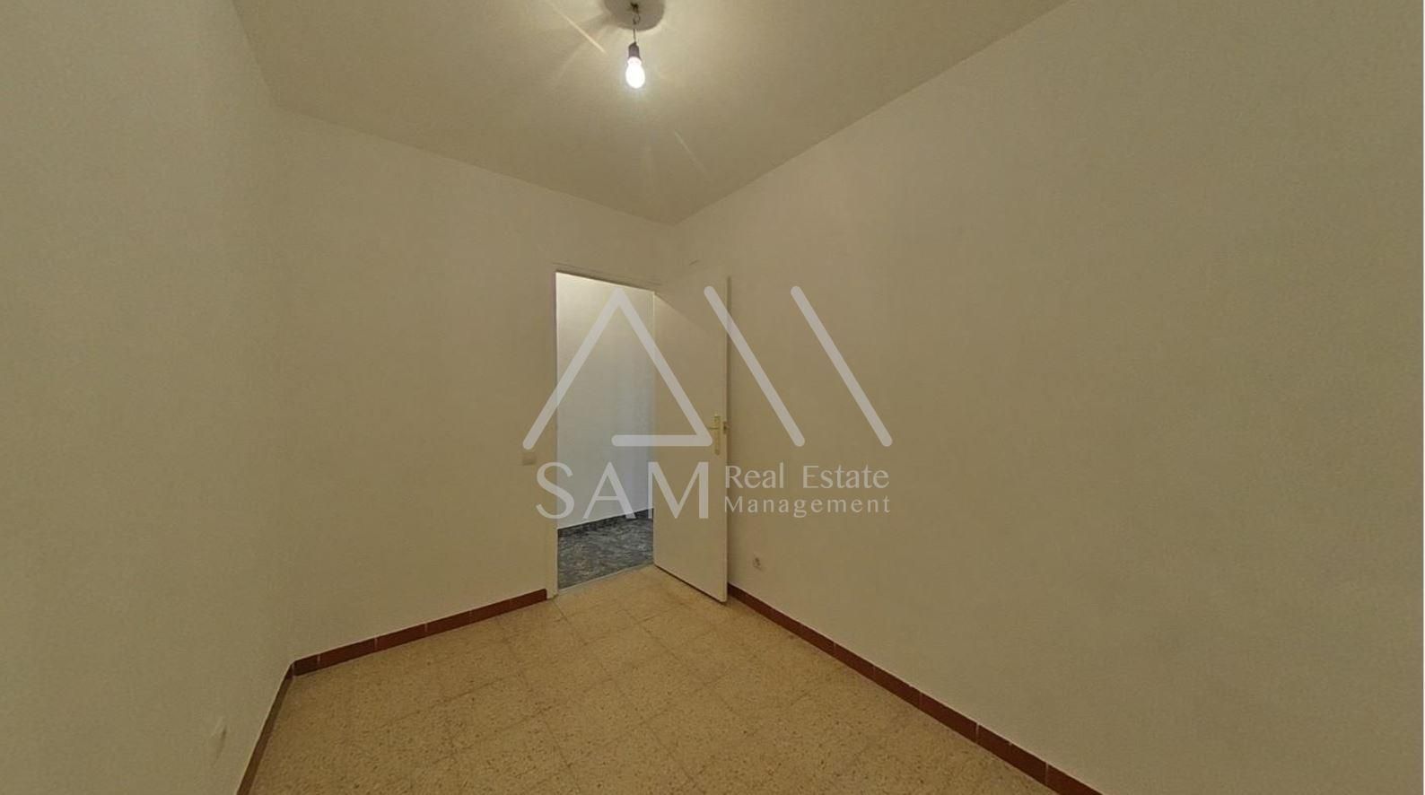 Flat for sale in Badalona