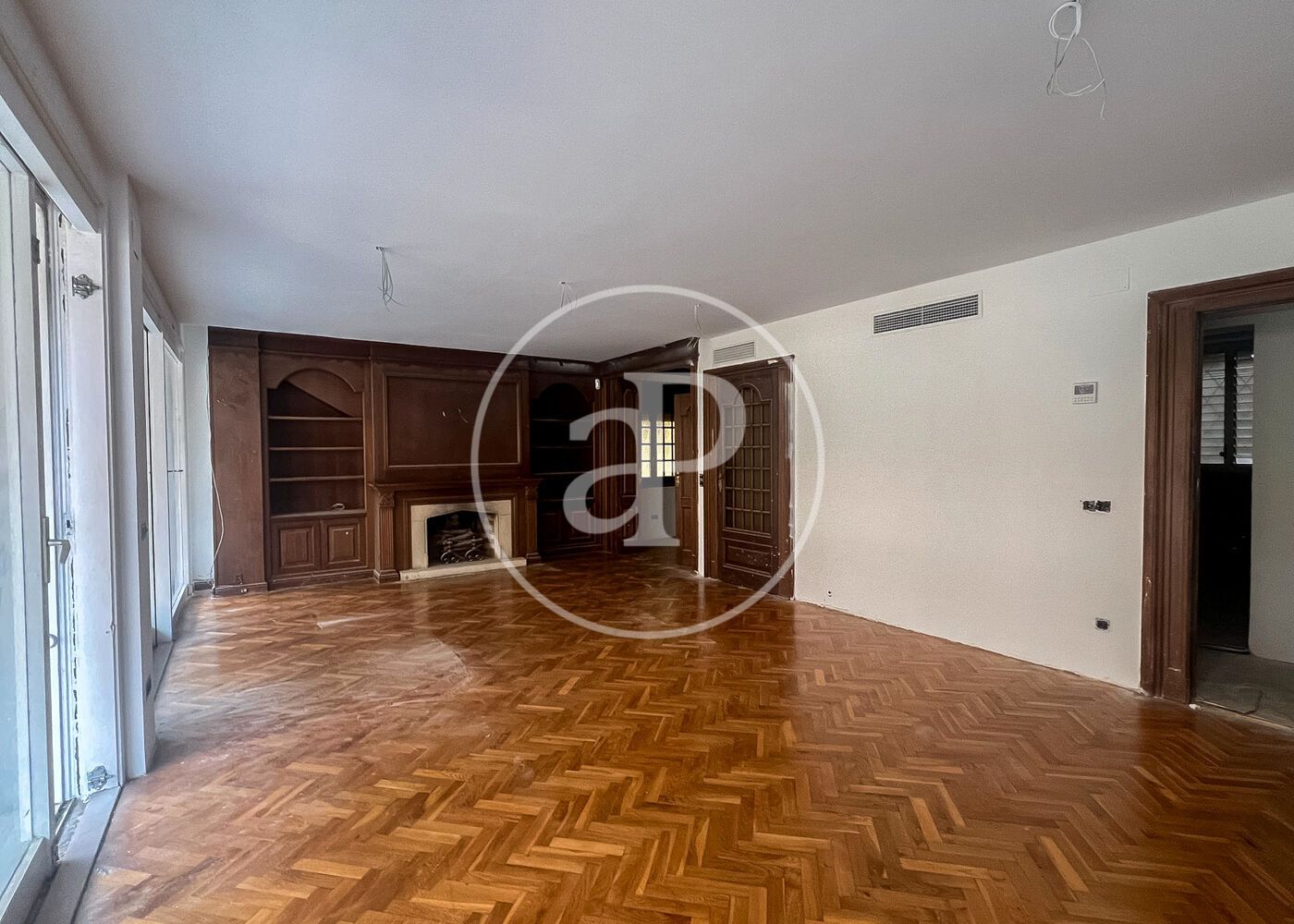 Living room of Flat for sale in  Barcelona Capital  with Air Conditioner, Heating and Private garden