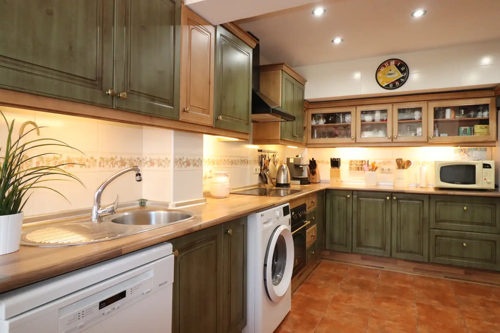 Cocina de Casa adosada en venta en Casares con Terraza, Amueblado y Alarma