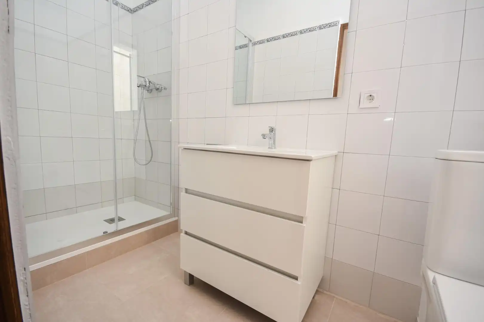 Badezimmer von Wohnung zur Miete in  Palma de Mallorca mit Terrasse, Abstellraum und Balkon