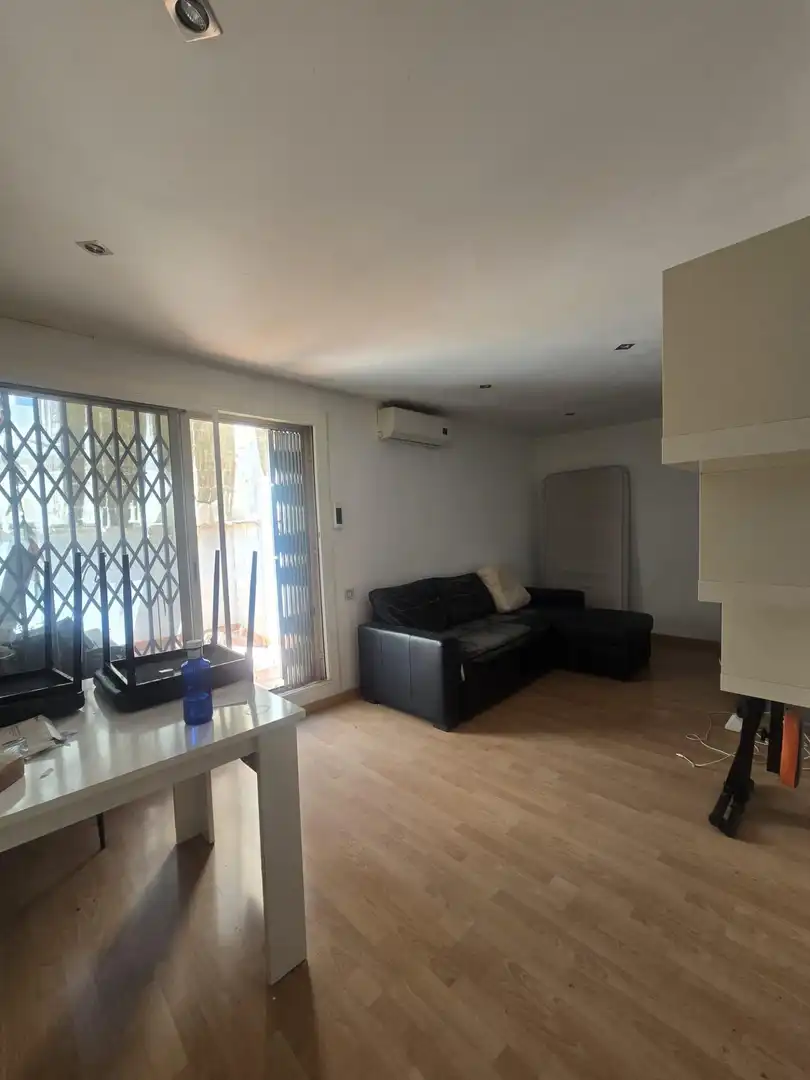 Sala de estar de Ático en venta en Barcelona con Parquet