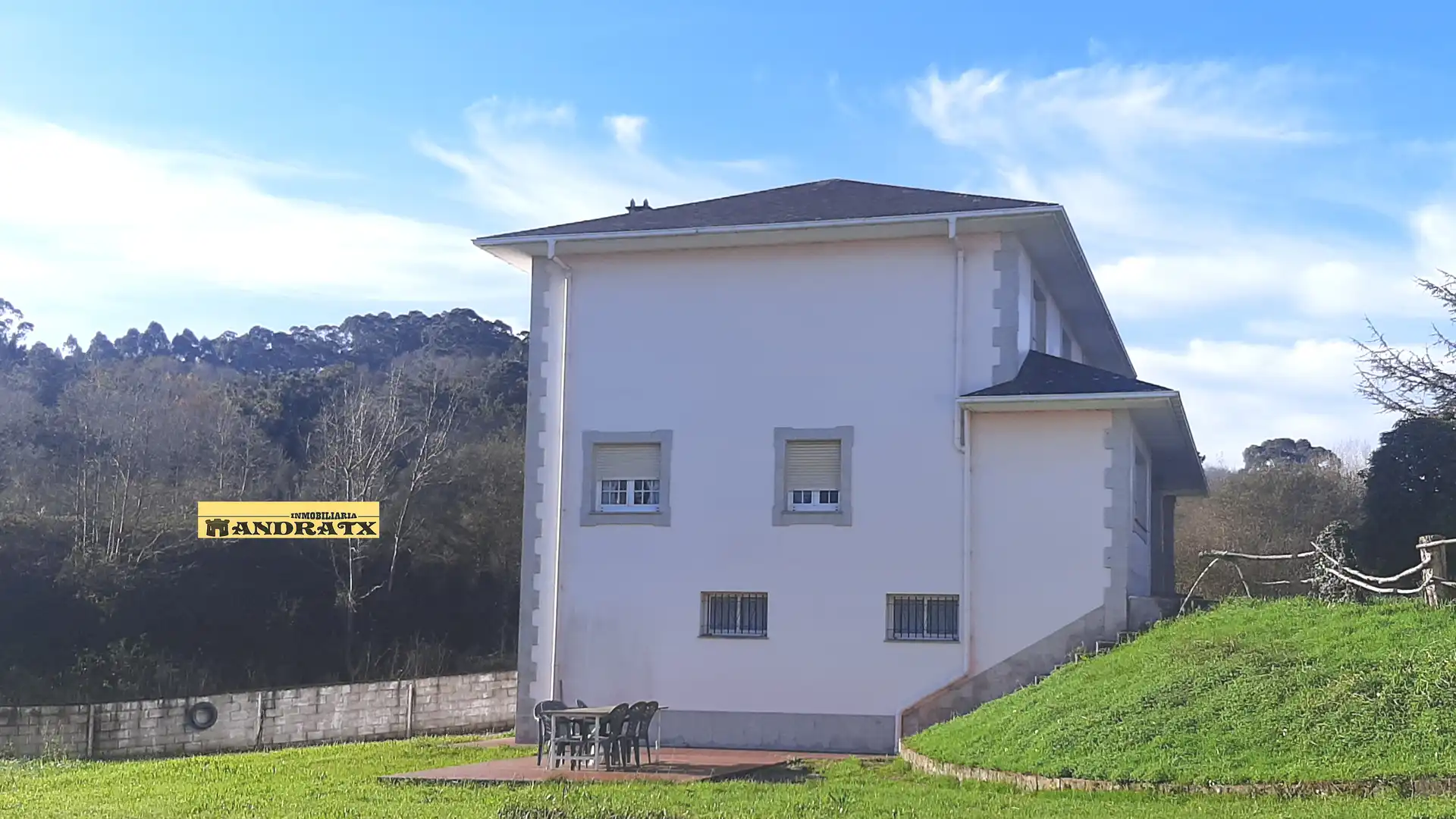 Vista exterior de Casa o xalet en venda en Ferrol amb Calefacció