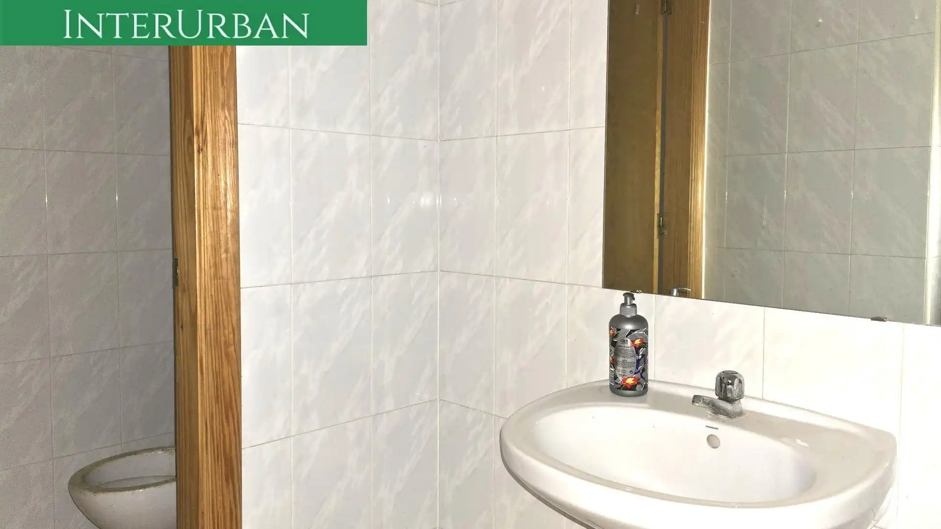 Baño de Local en venta en Gestalagar con Aire acondicionado