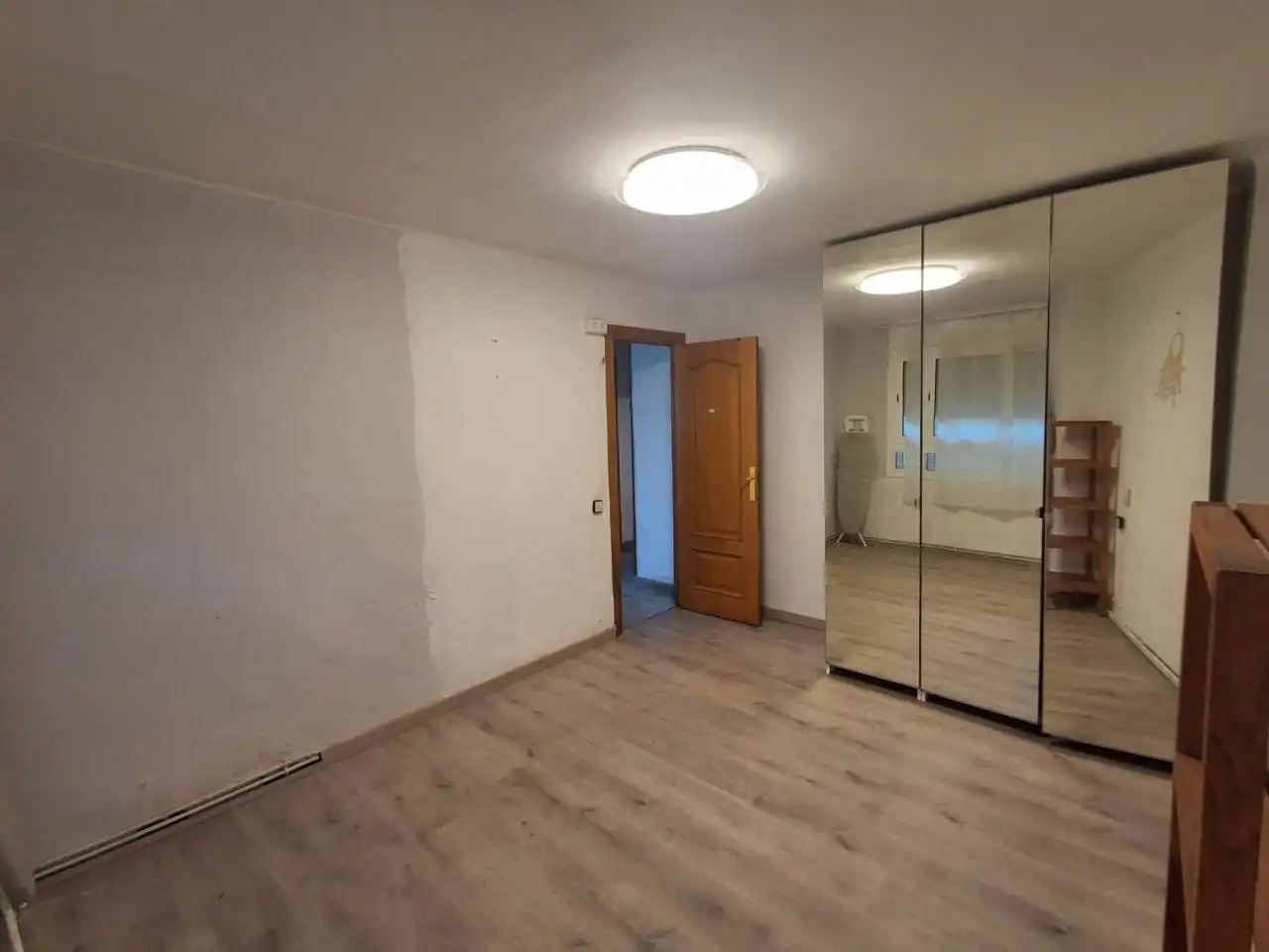 Habitación de Piso en venta en Montornès del Vallès con Calefacción, Parquet y Balcón