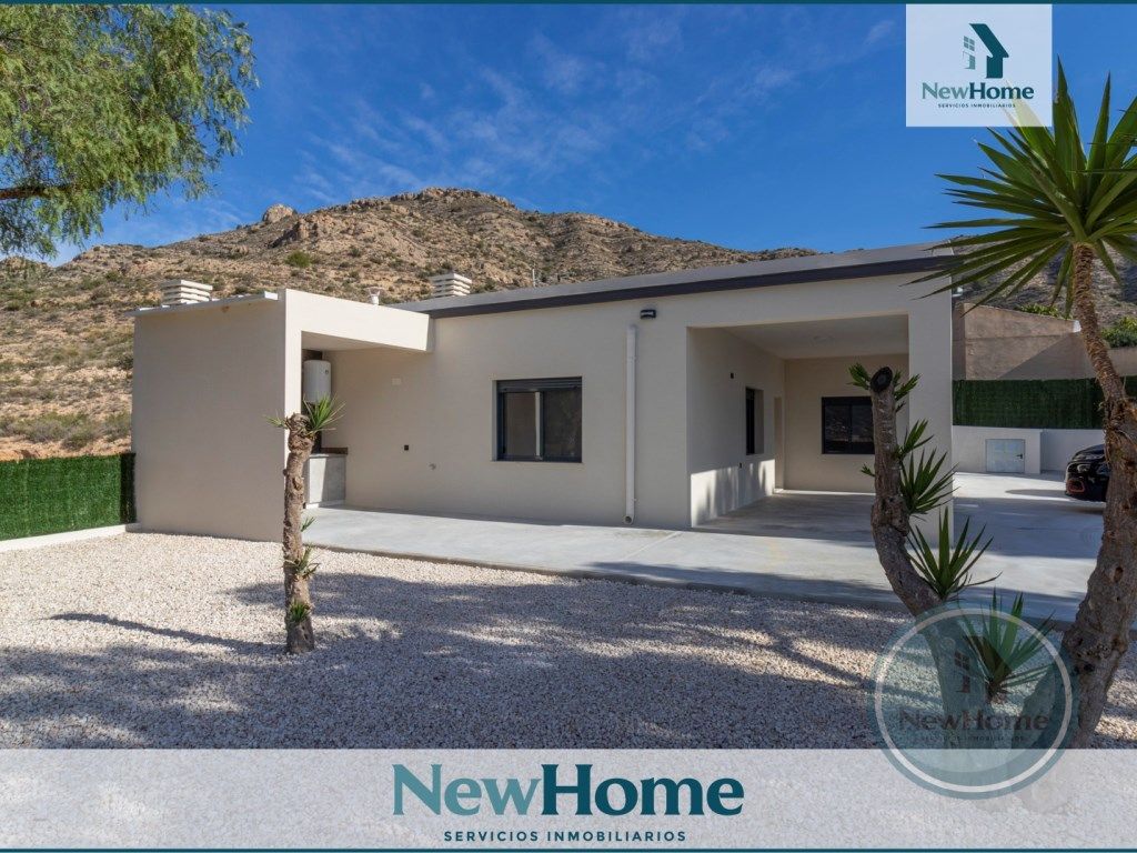 Vista exterior de Casa o xalet en venda en Aspe amb Terrassa