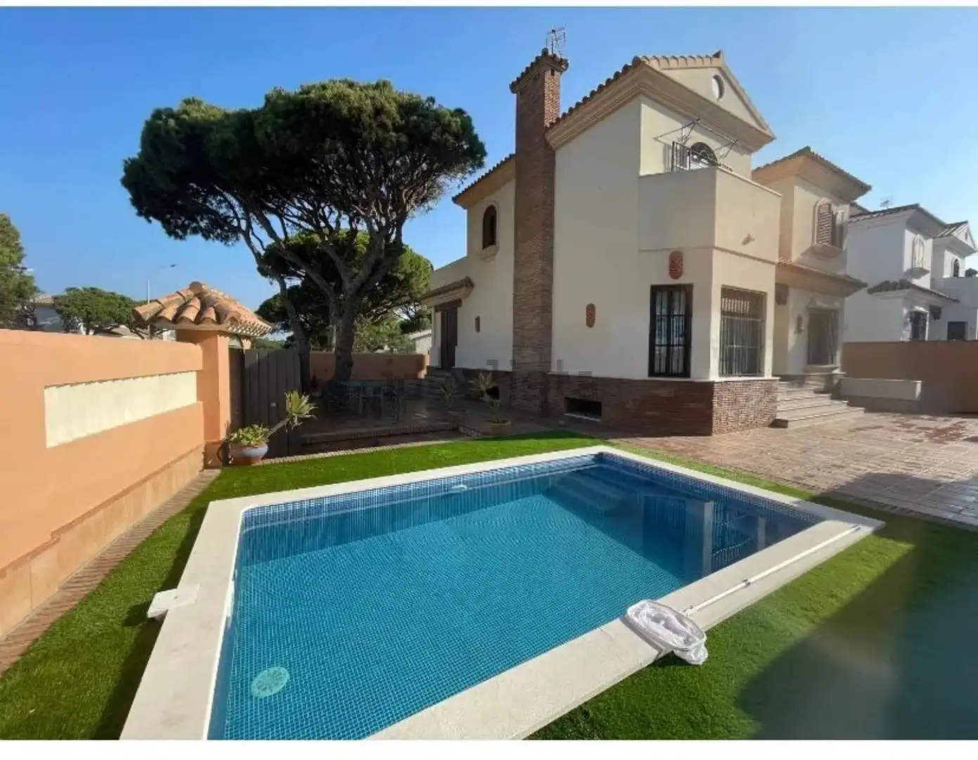 Chalet en venta en La Barrosa