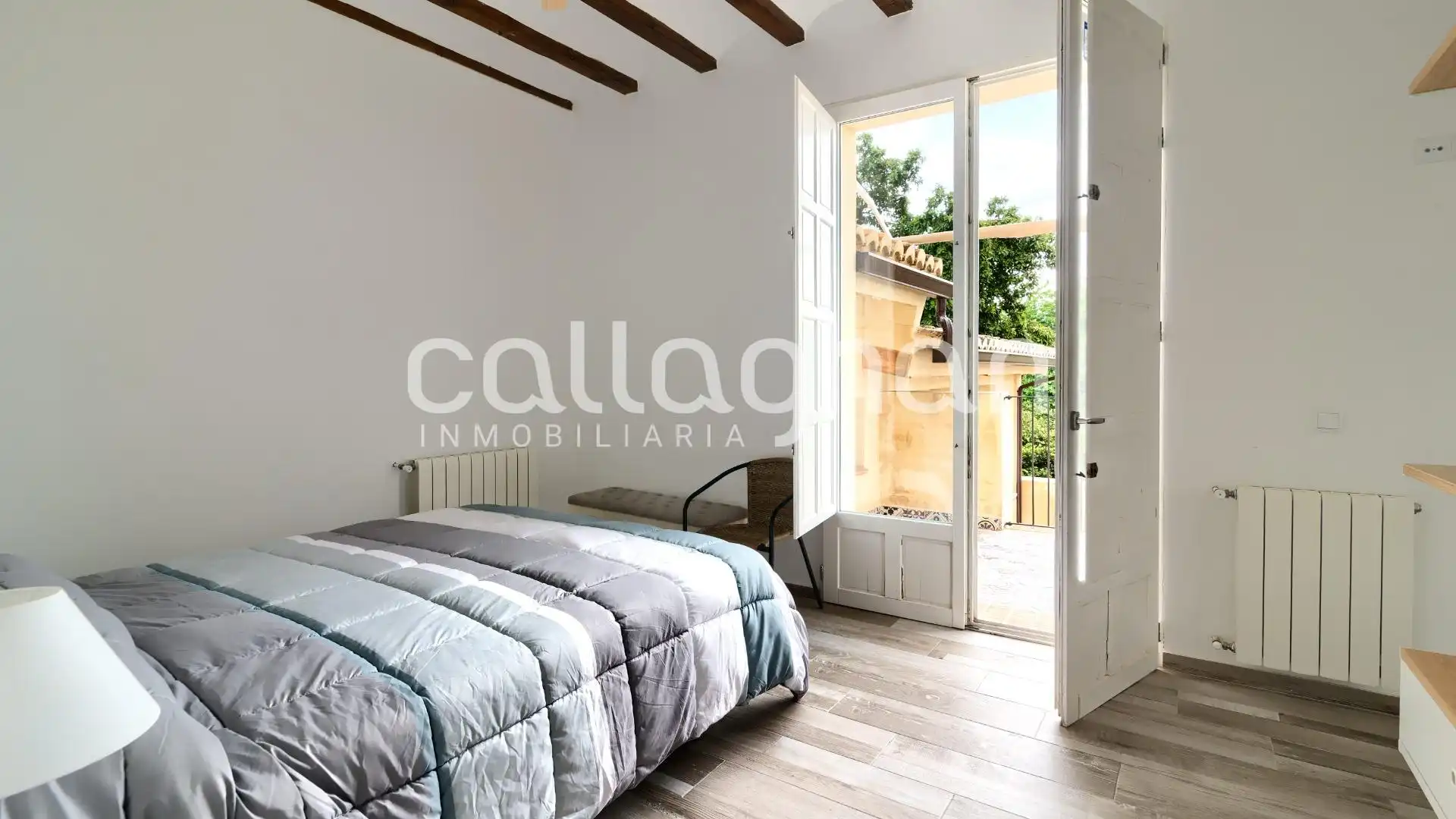 Habitación de Casa o chalet en venta en Alzira con Calefacción, Jardín privado y Terraza