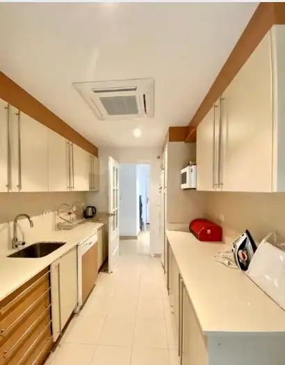 Cuina de Dúplex en venda en Marbella amb Aire condicionat, Calefacció i Parquet