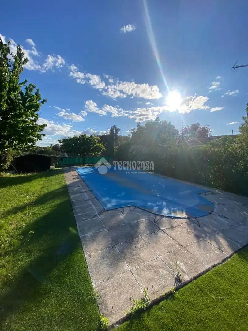 Piscina de Casa o chalet en venta en Trijueque con Aire acondicionado y Calefacción