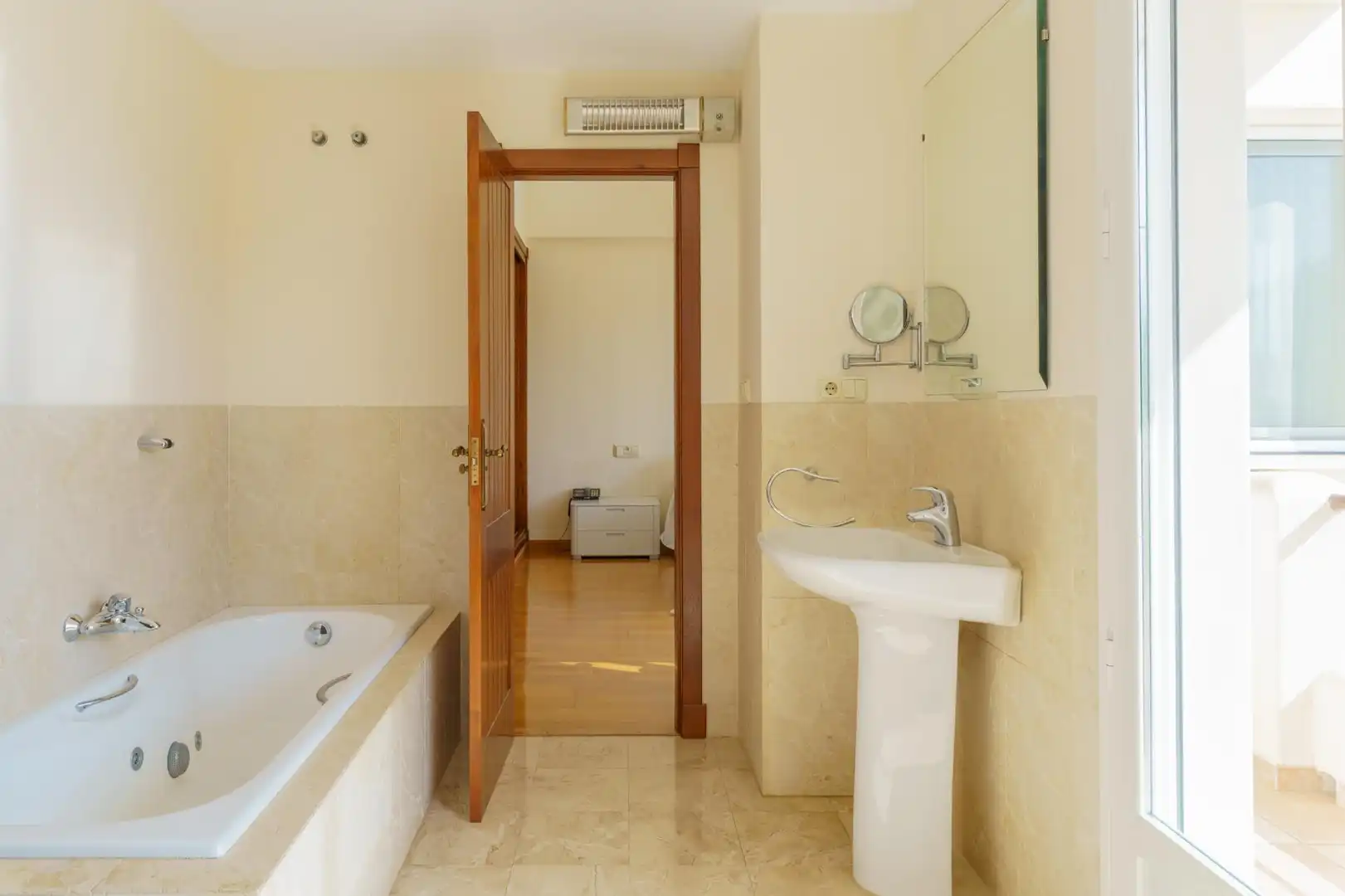 Detached house with terrace for sale in Calle Calle Naranjo, Monte de los Almendros, imagen 47