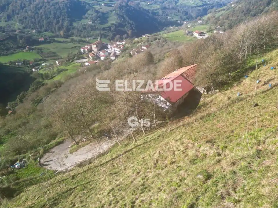 Land for sale in Errezil