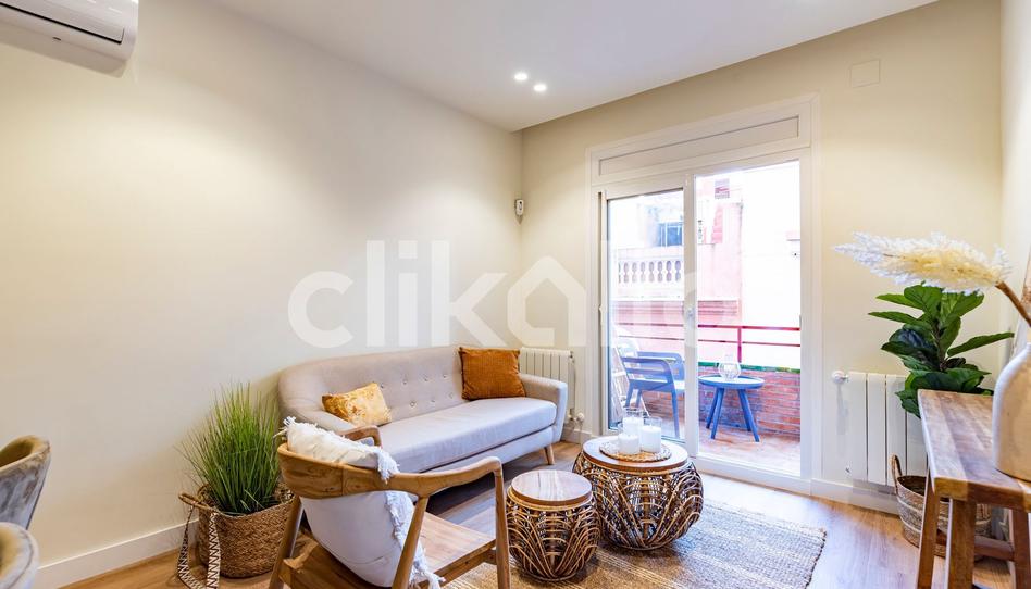 Photo 1 of Flat for sale in El Camp de l'Arpa del Clot, Barcelona