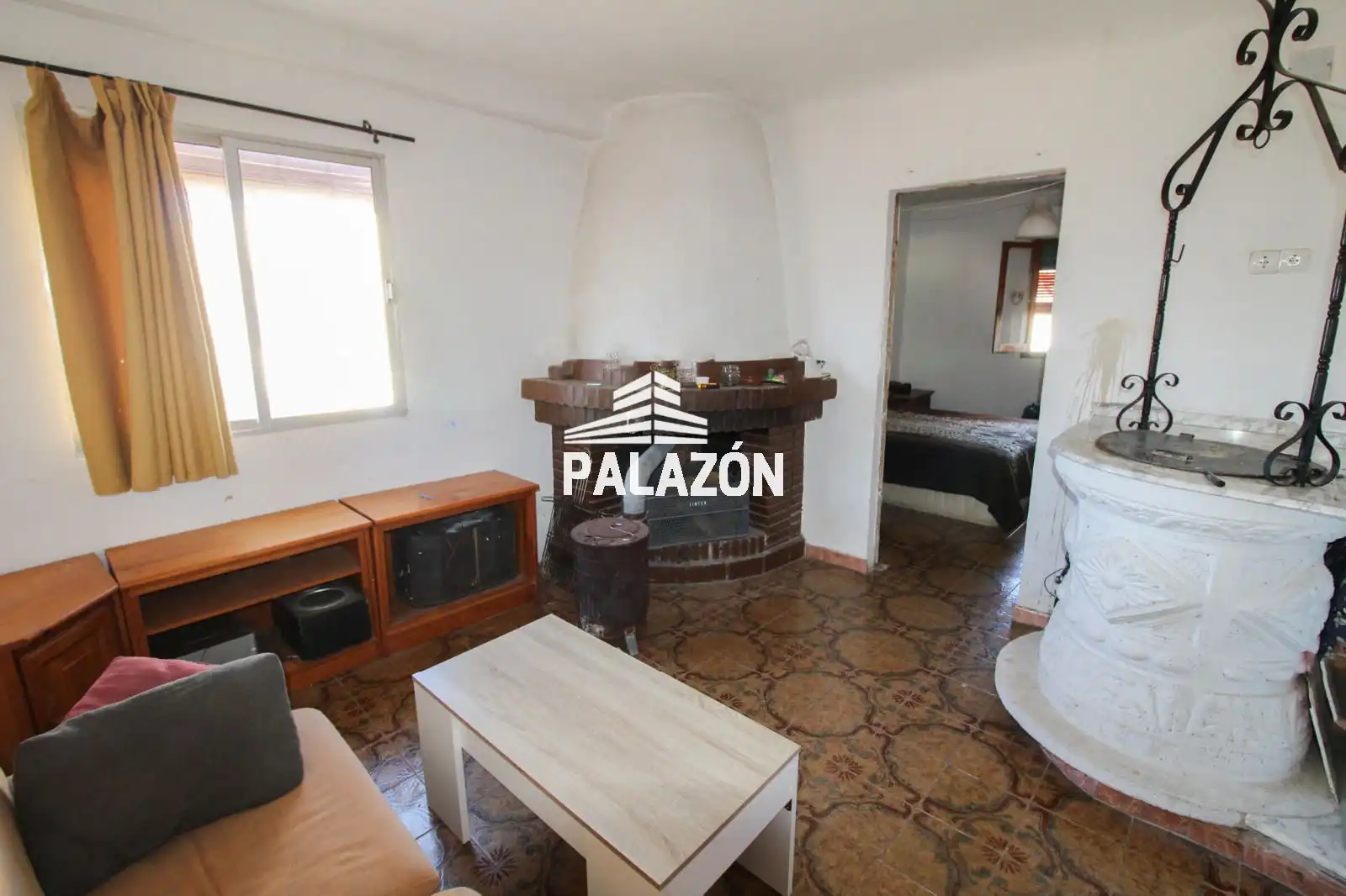 Wohnzimmer von Country house zum Verkauf in Aspe