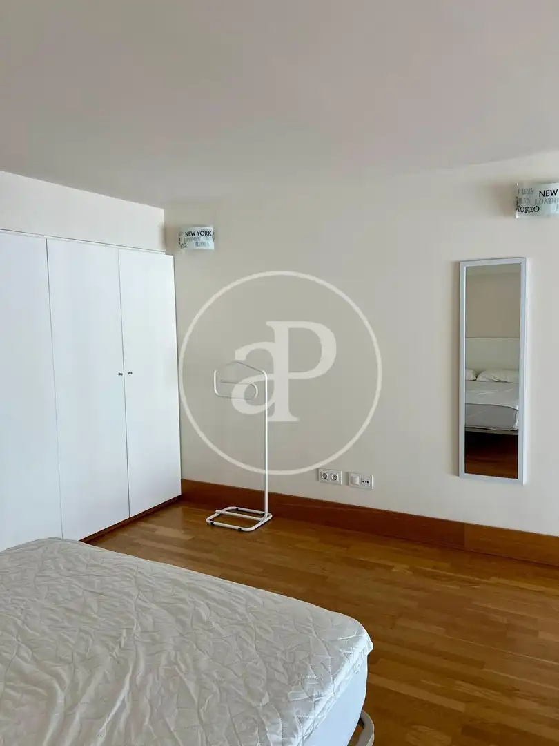 Loft de alquiler en Valencia con Aire acondicionado y Amueblado