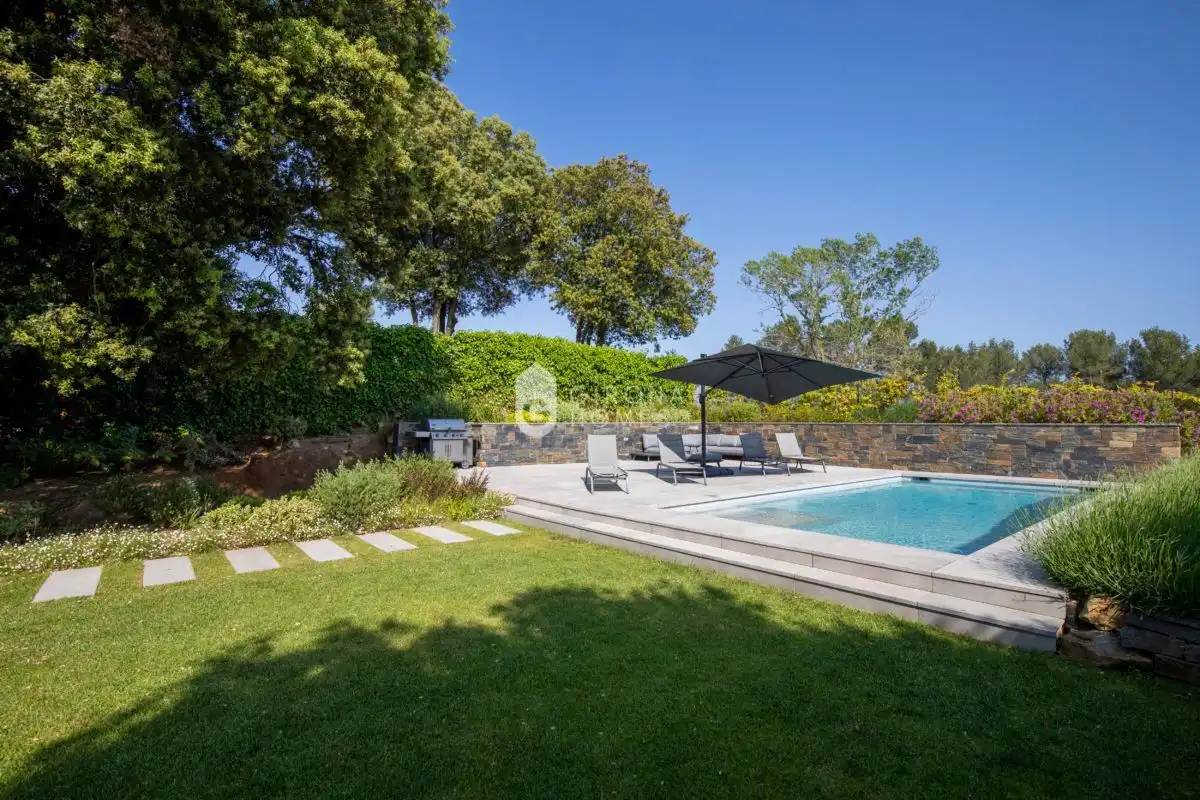 Piscina de Casa o chalet en venta en Sant Julià de Ramis con Aire acondicionado, Calefacción y Jardín privado