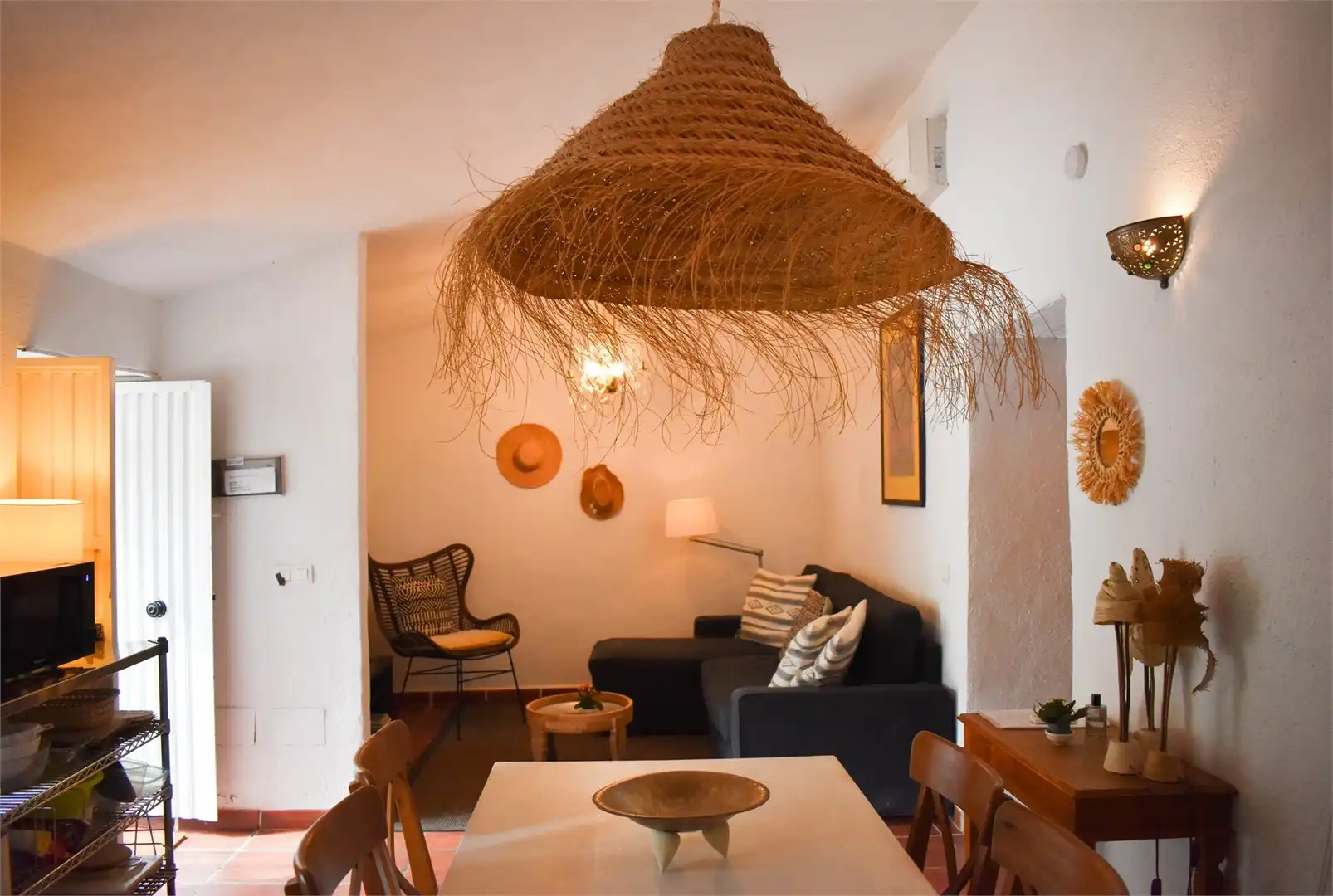 Sala d'estar de Casa o xalet en venda en Arenas amb Aire condicionat, Jardí privat i Terrassa