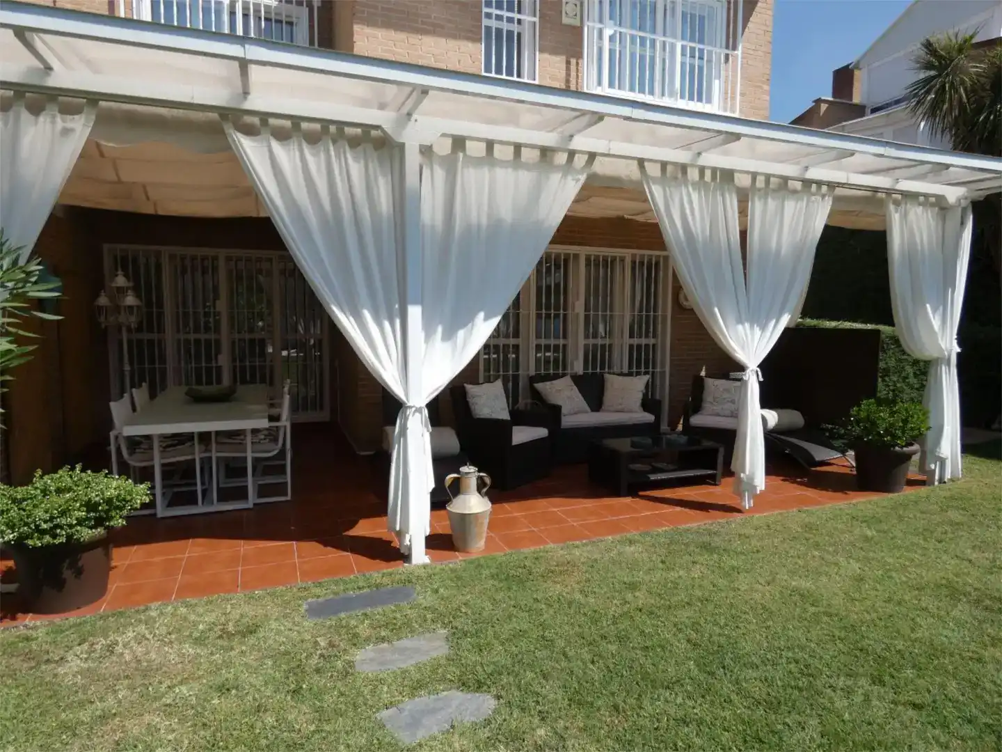 Terrassa de Casa o xalet en venda en Pozuelo de Alarcón amb Piscina