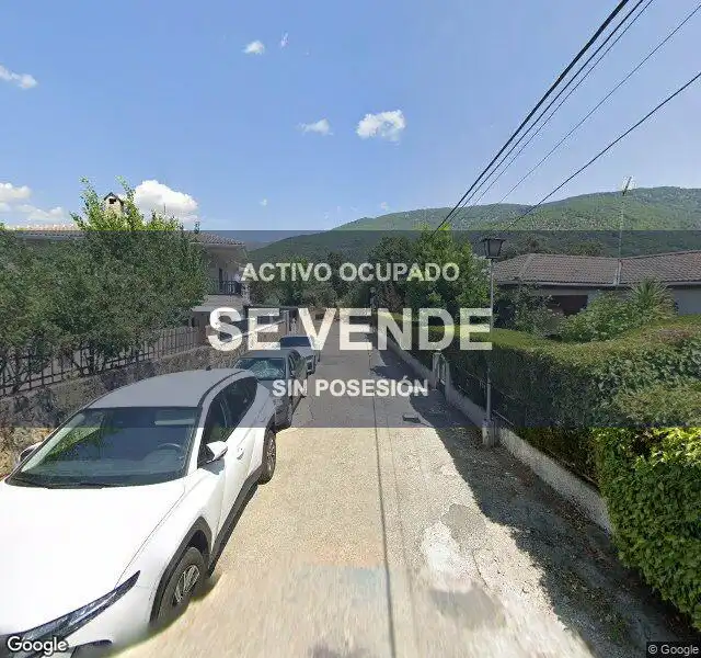 Piso en venta en La Adrada 