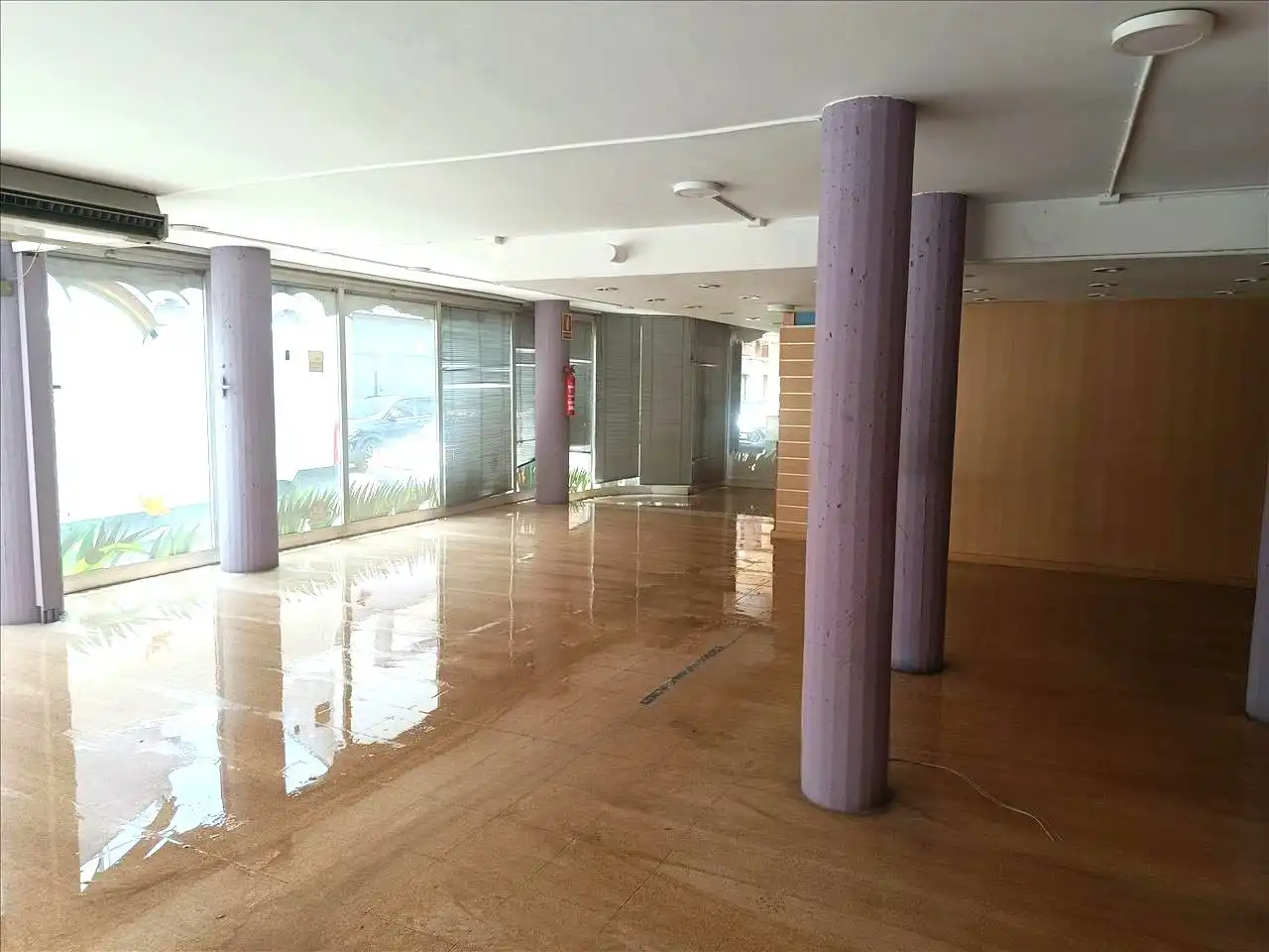 Business premises for sale in Calle Alfonso Iv Setenta-Y-Tres-Y-Setenta-Y-Cinco