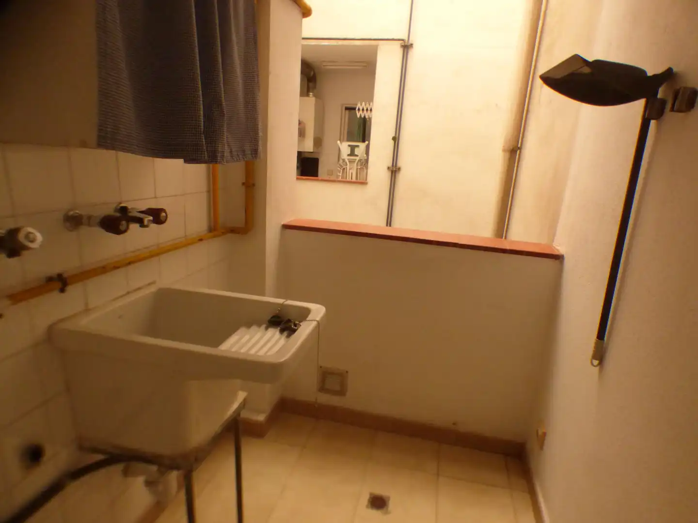 Bany de Pis de lloguer en Girona amb Aire condicionat, Calefacció i Parquet