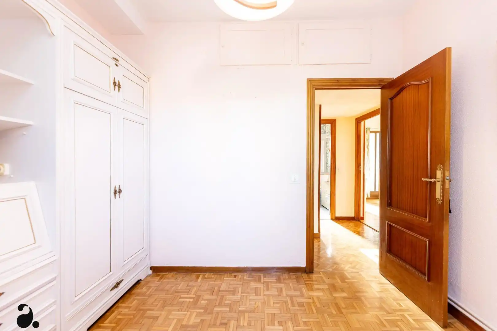 Flat for sale in Madrid  with Air Conditioner, Heating and Parquet flooring