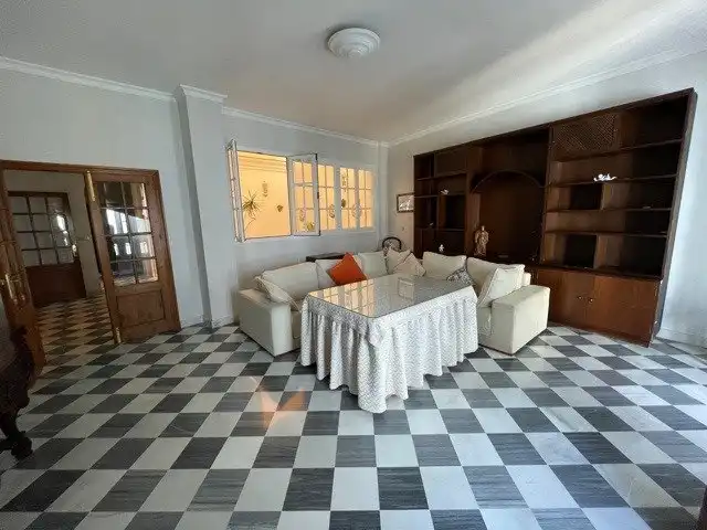 Sala d'estar de Casa o xalet en venda en Sanlúcar de Barrameda amb Terrassa