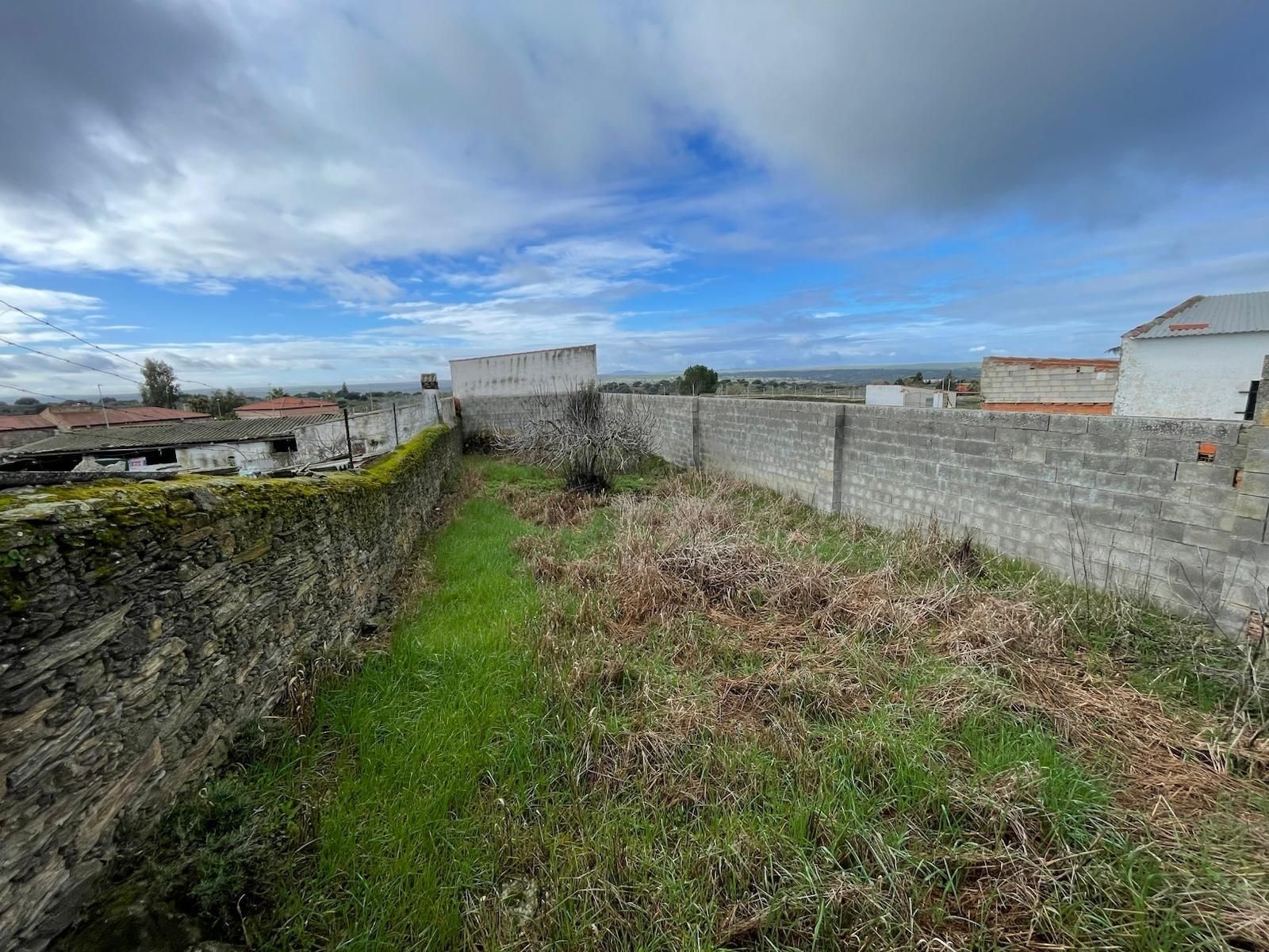 Land for sale in Santa Marta de Magasca