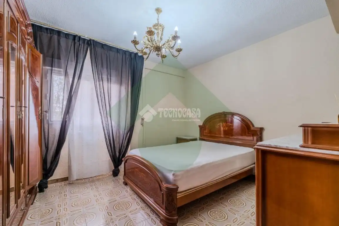 Habitación de Piso en venta en Madrid con Calefacción y Parquet